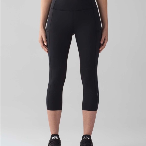 Lululemon Capris - Picture 1 of 6